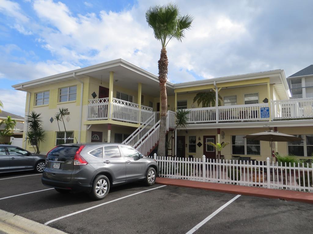 Silver Sands Motel Clearwater Beach Exterior photo